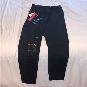 Good American “branded highwaist leggings”